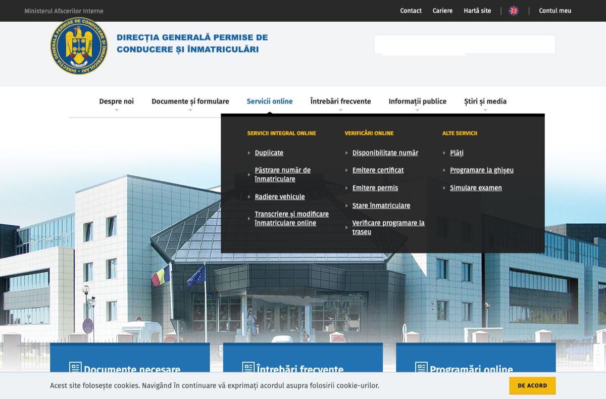 Deschide meniul „Servicii online"